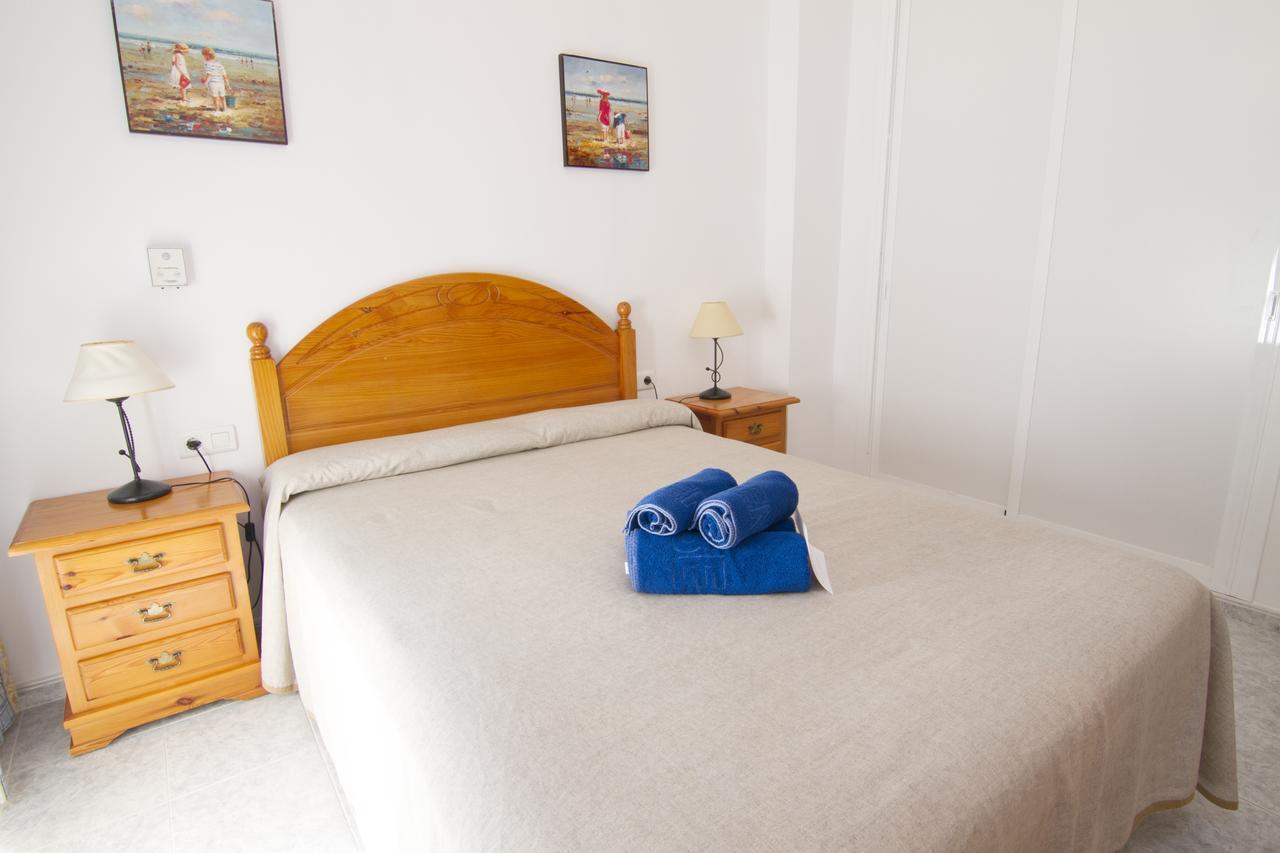 Pulguilla E Menyber Apartamento Nerja Exterior foto