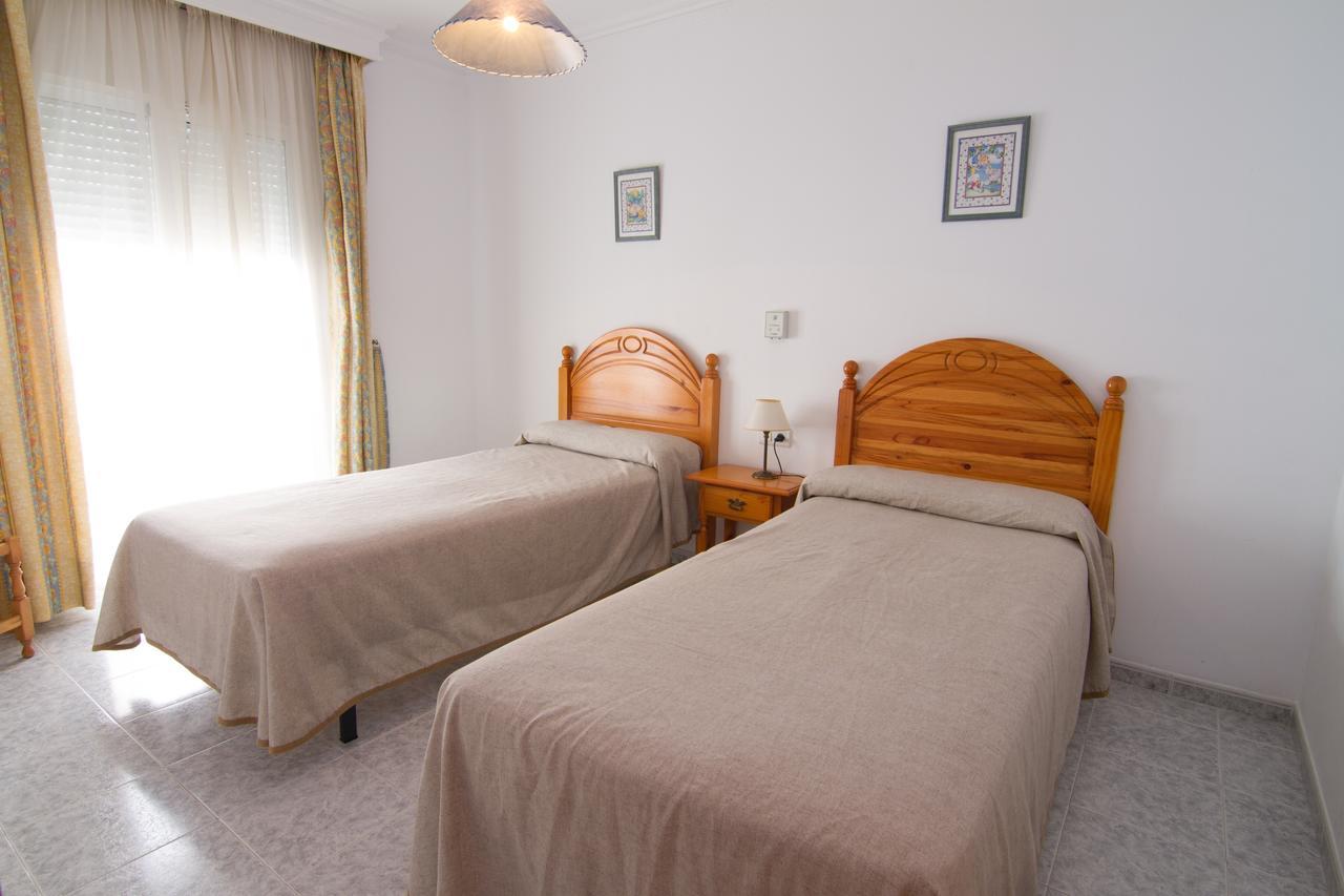 Pulguilla E Menyber Apartamento Nerja Exterior foto
