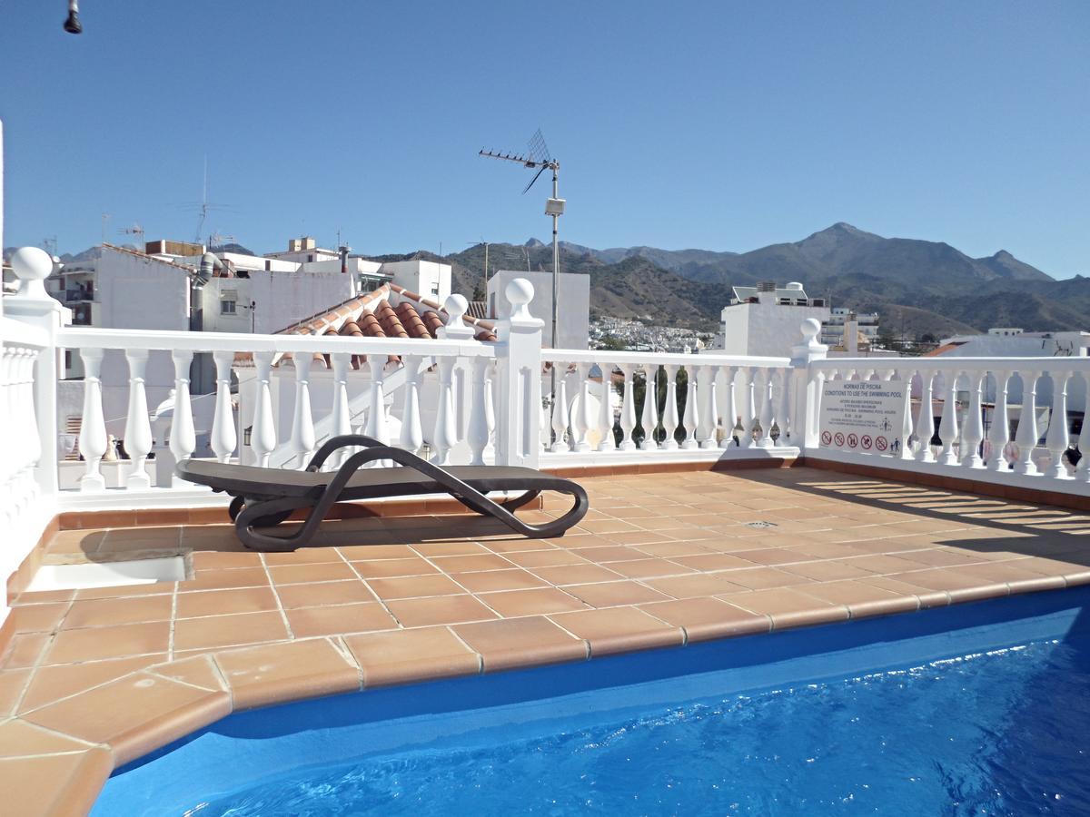 Pulguilla E Menyber Apartamento Nerja Exterior foto